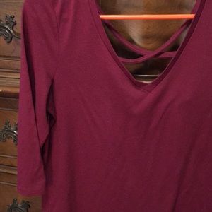 Maroon American Eagle cross-back 3/4 sleeve tee